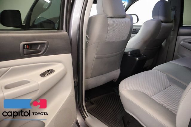 Used 2014 Toyota Tacoma PreRunner w/ TRD Off-Road Package RWD image 28