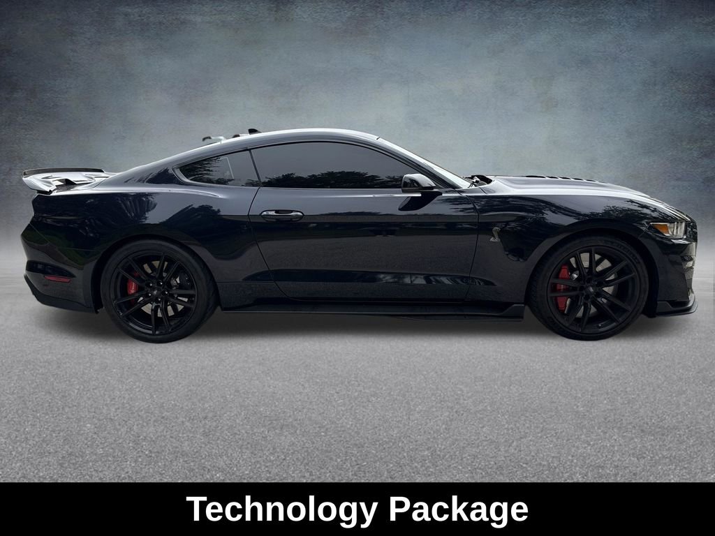 Used 2021 Ford Mustang Shelby GT500 w/ Technology Package RWD image 7