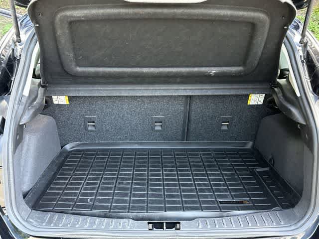 Used 2018 Ford Focus SE FWD image 22