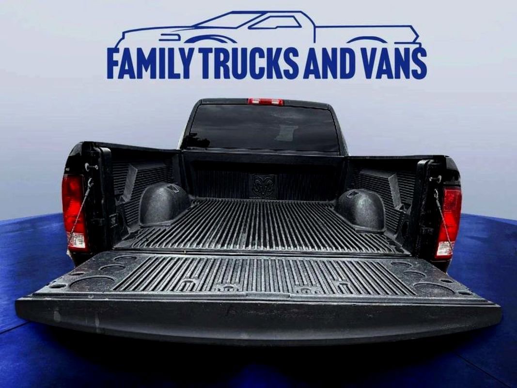 Used 2017 RAM 1500 Express image 9