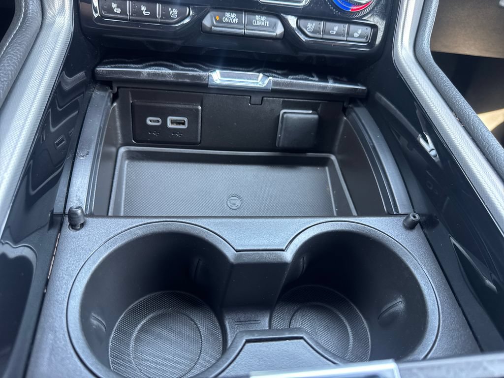 Used 2023 GMC Yukon Denali w/ LPO, Floor Liner Package AWD/4WD image 23