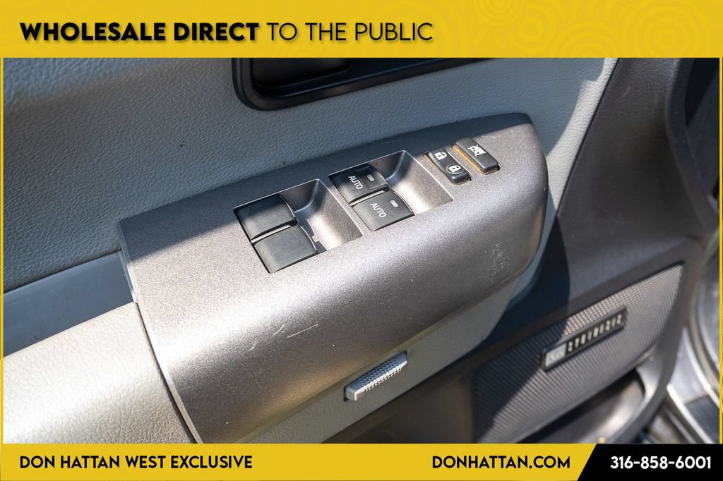 Used 2015 Toyota Sequoia Limited AWD/4WD image 17