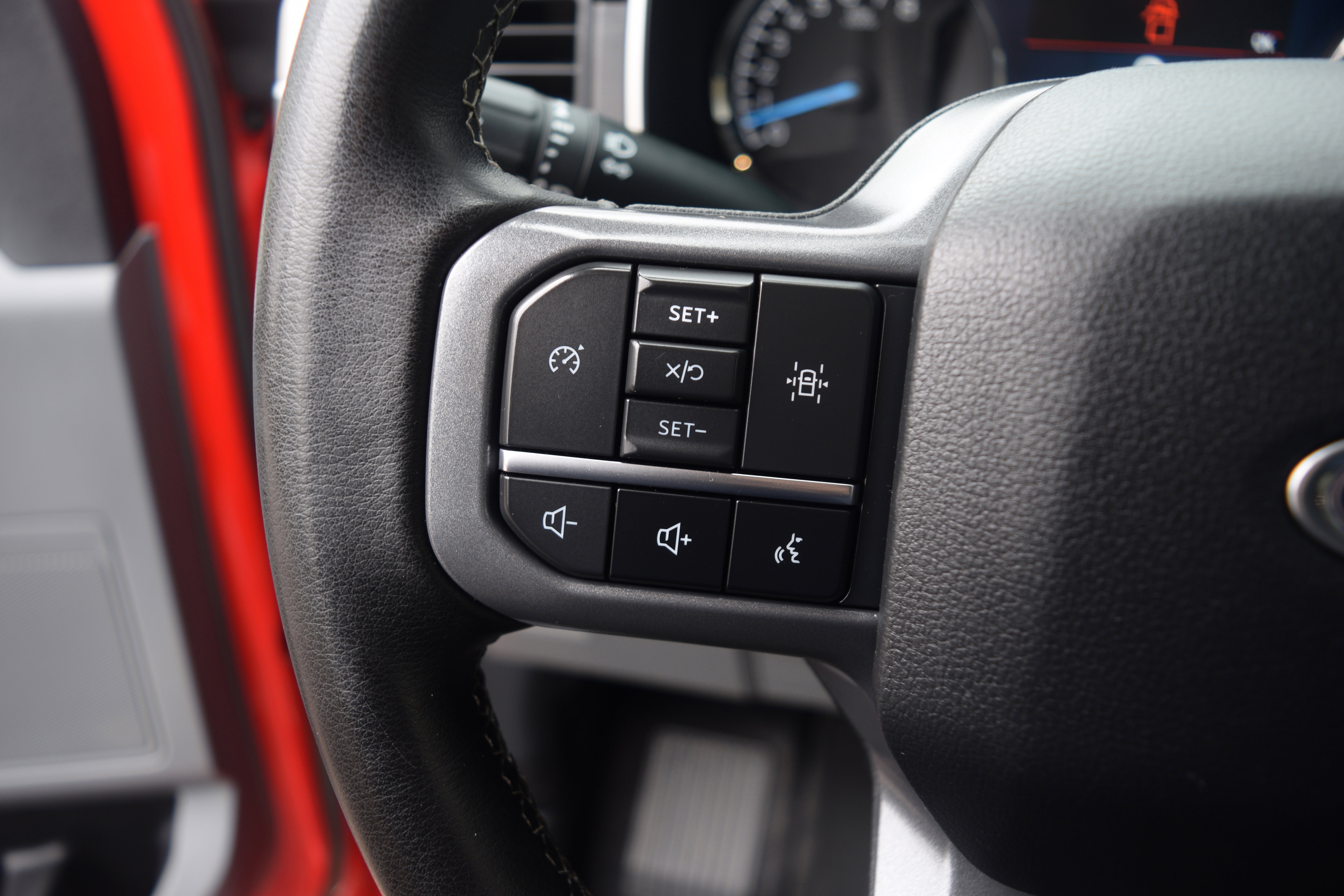 Used 2023 Ford F150 XLT w/ Equipment Group 302A High image 6