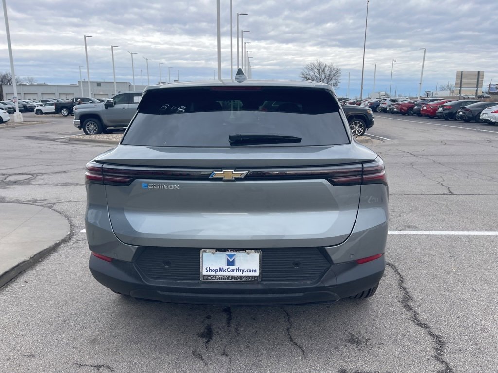 New 2026 Chevrolet Equinox EV LT w/ Comfort Package image 5