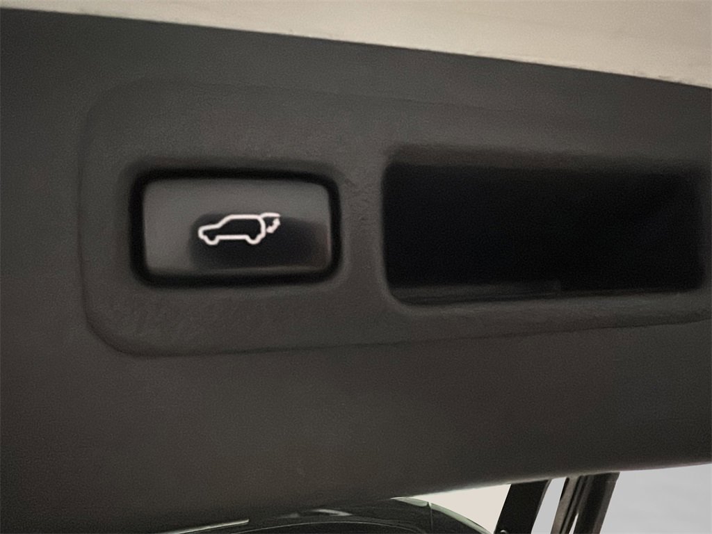 Used 2015 Lexus NX 300h AWD image 18