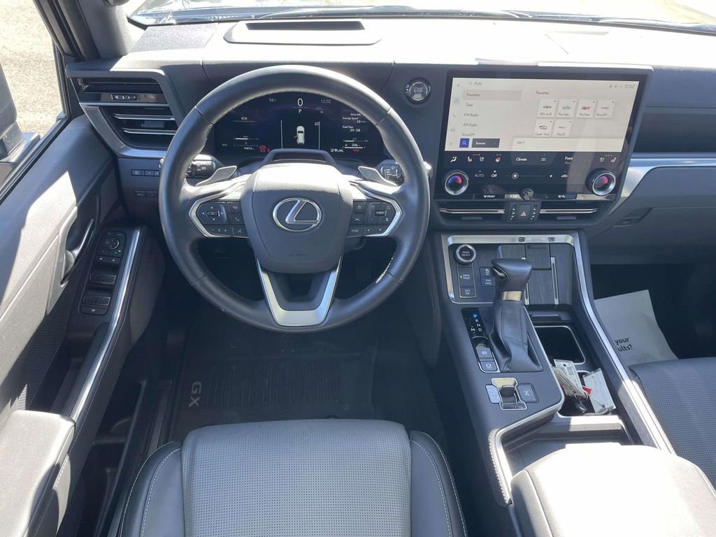 Used 2024 Lexus GX 550 w/ Accessory Package (2T) image 9