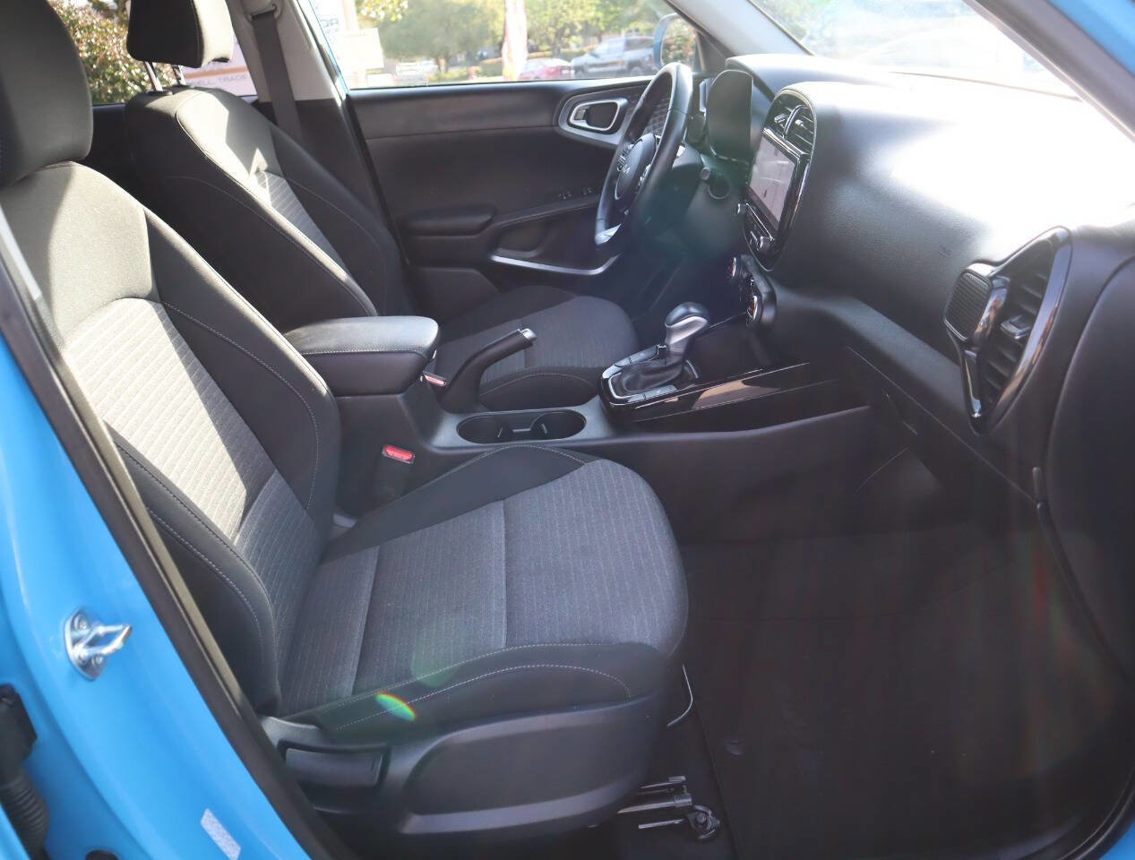 Used 2024 Kia Soul EX image 39