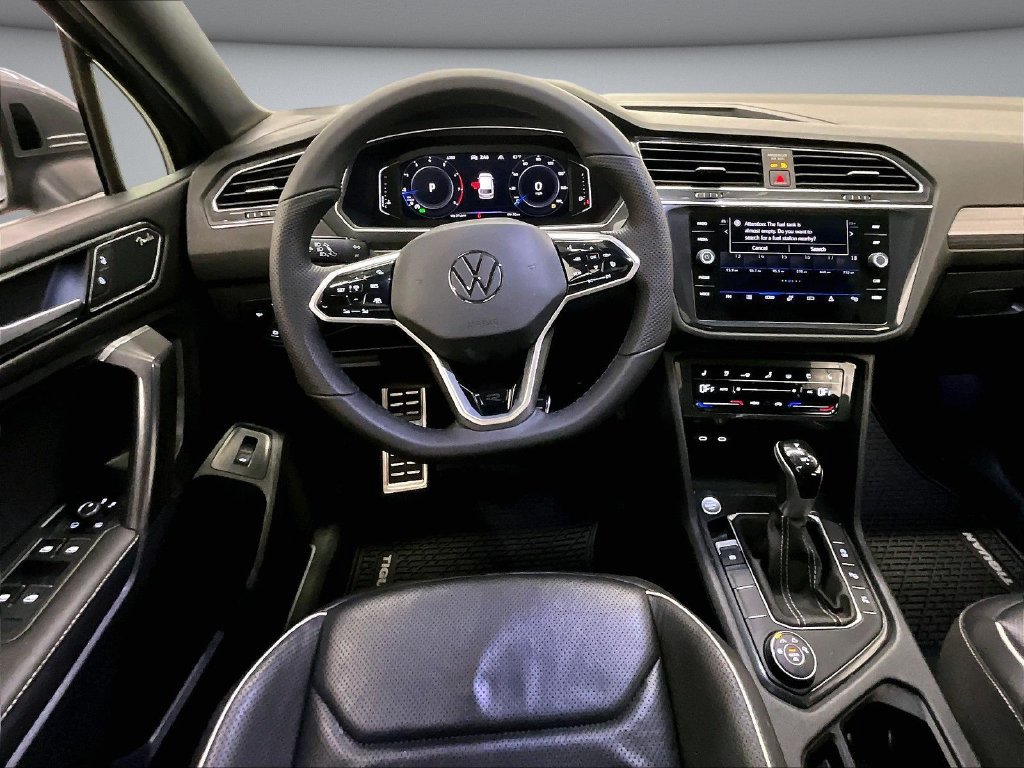 Used 2022 Volkswagen Tiguan SEL R-Line AWD/4WD image 8