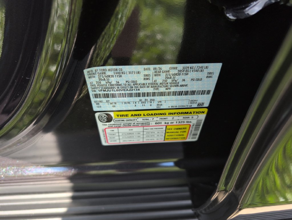 New 2027 Ford Expedition Platinum RWD image 36