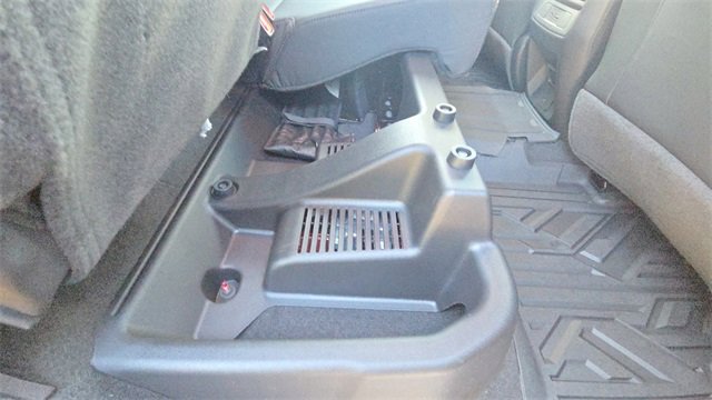 New 2026 GMC Canyon Elevation w/ Convenience Package image 18