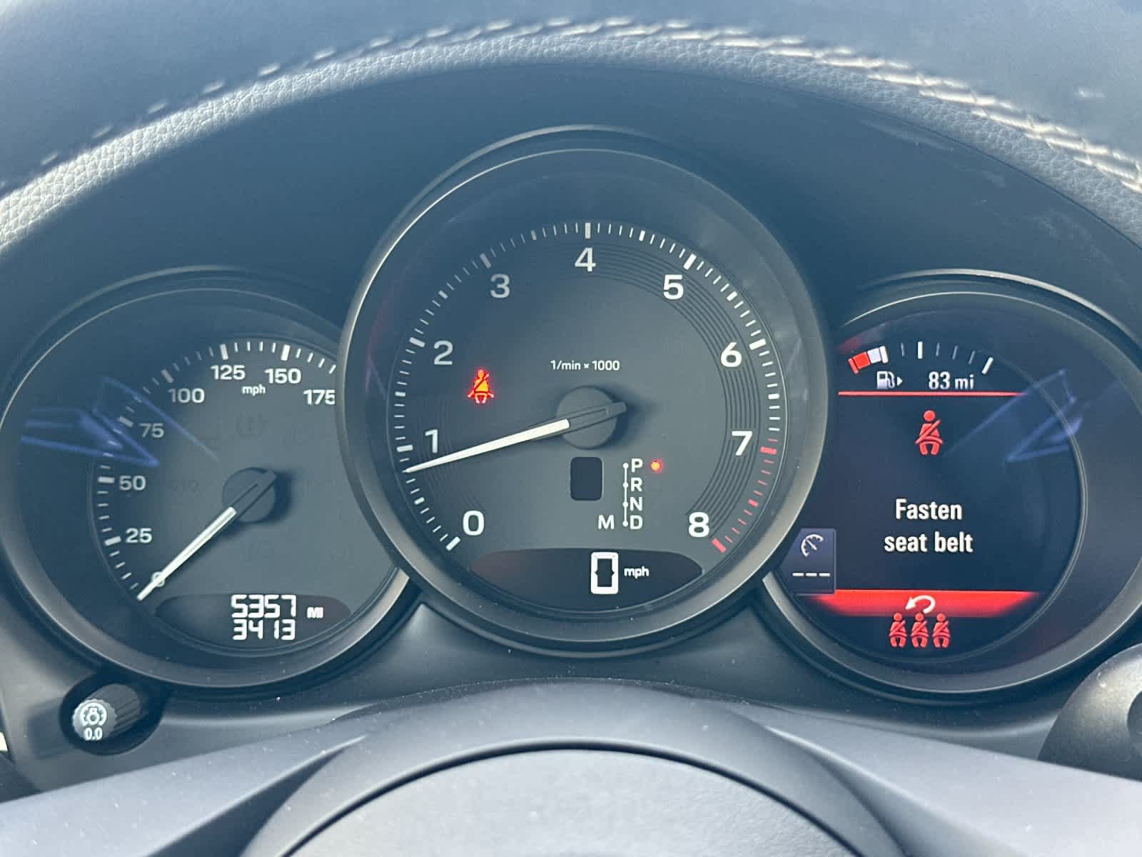 Certified 2025 Porsche Macan AWD/4WD image 29
