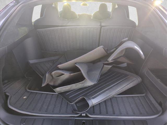 Used 2024 Tesla Model X image 6