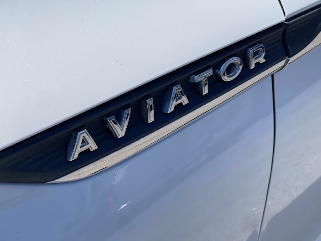 Certified 2023 Lincoln Aviator Reserve w/ Equipment Group 201A RWD image 8