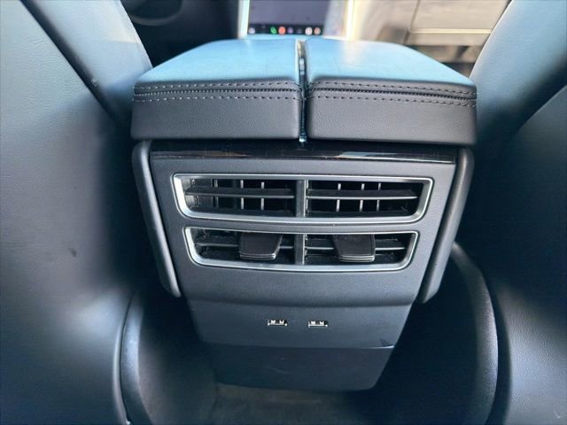 Used 2018 Tesla Model X 75D AWD/4WD image 16
