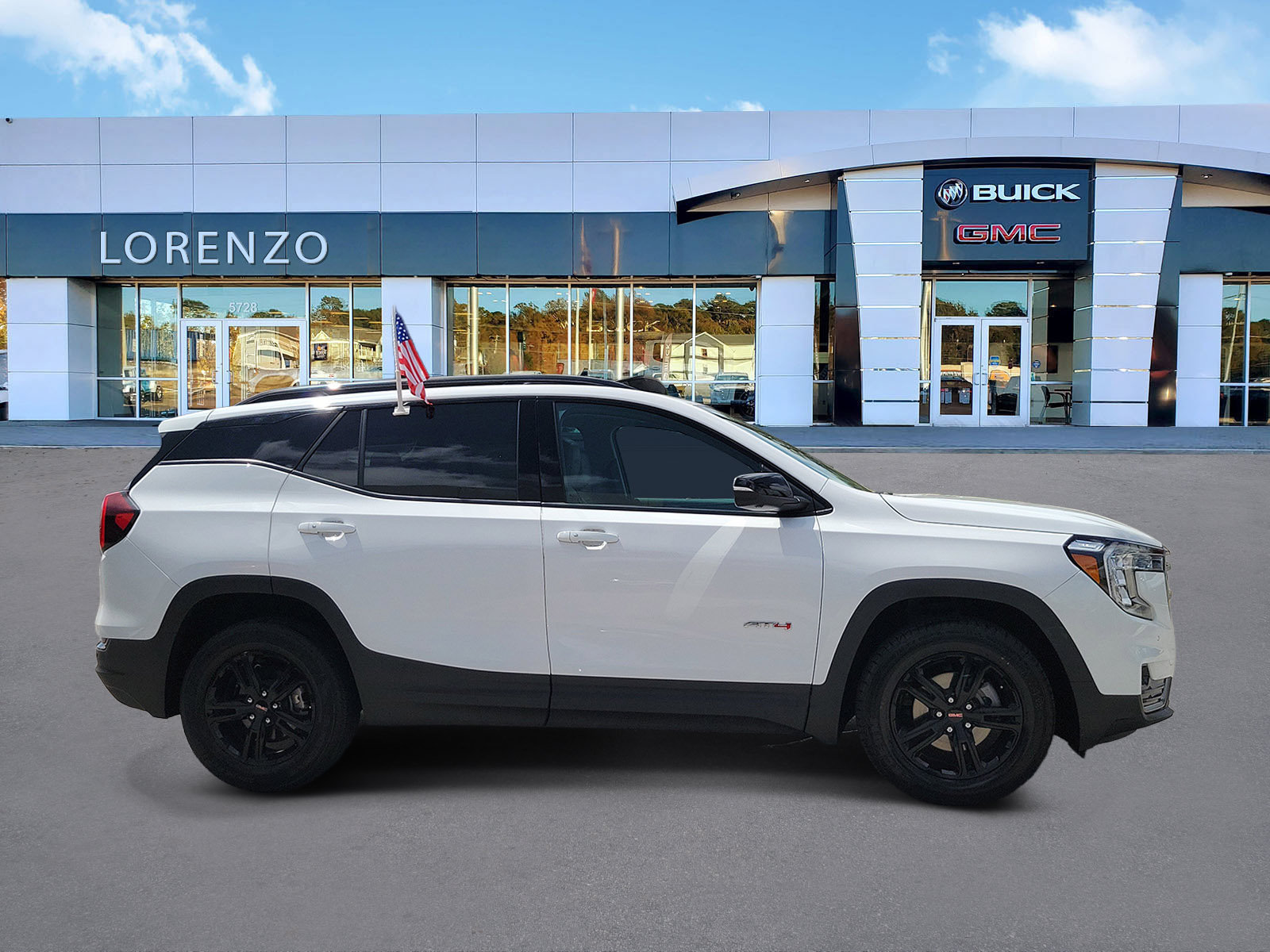 Used 2024 GMC Terrain AT4 w/ Tech Package AWD/4WD image 4