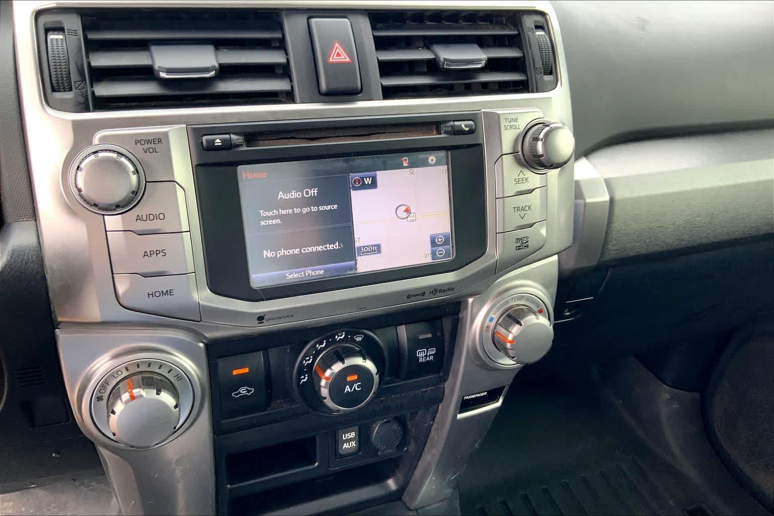 Used 2018 Toyota 4Runner SR5 Premium RWD image 34