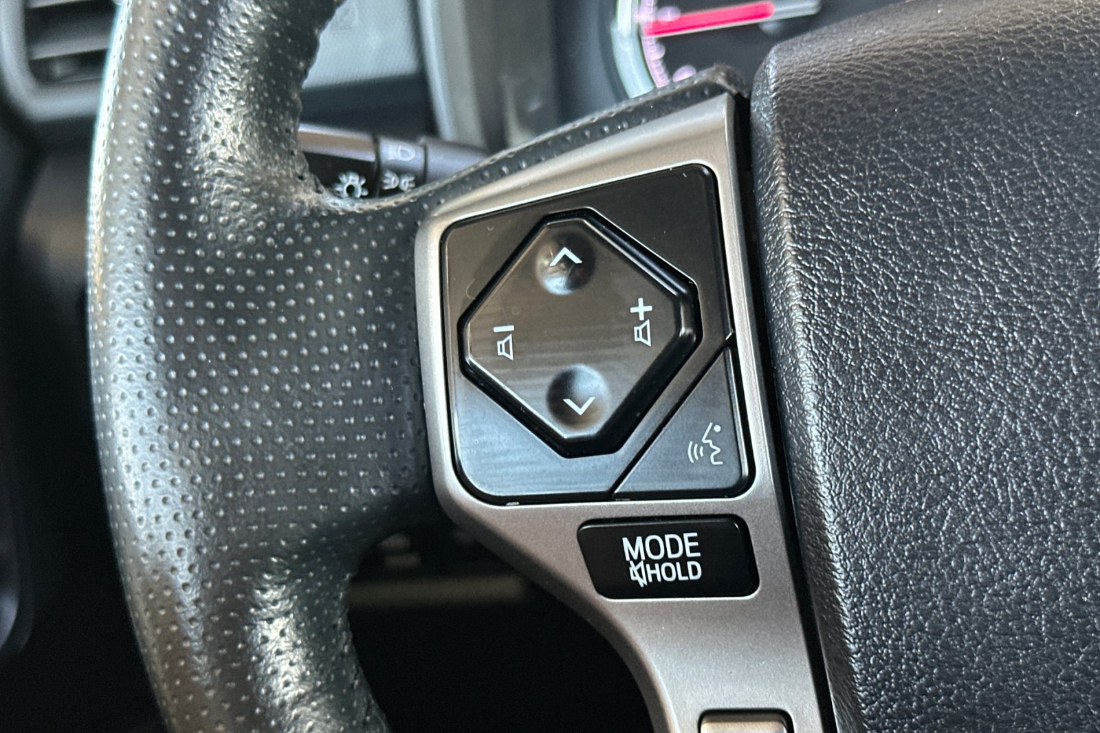 Certified 2024 Toyota 4Runner Limited AWD/4WD image 29