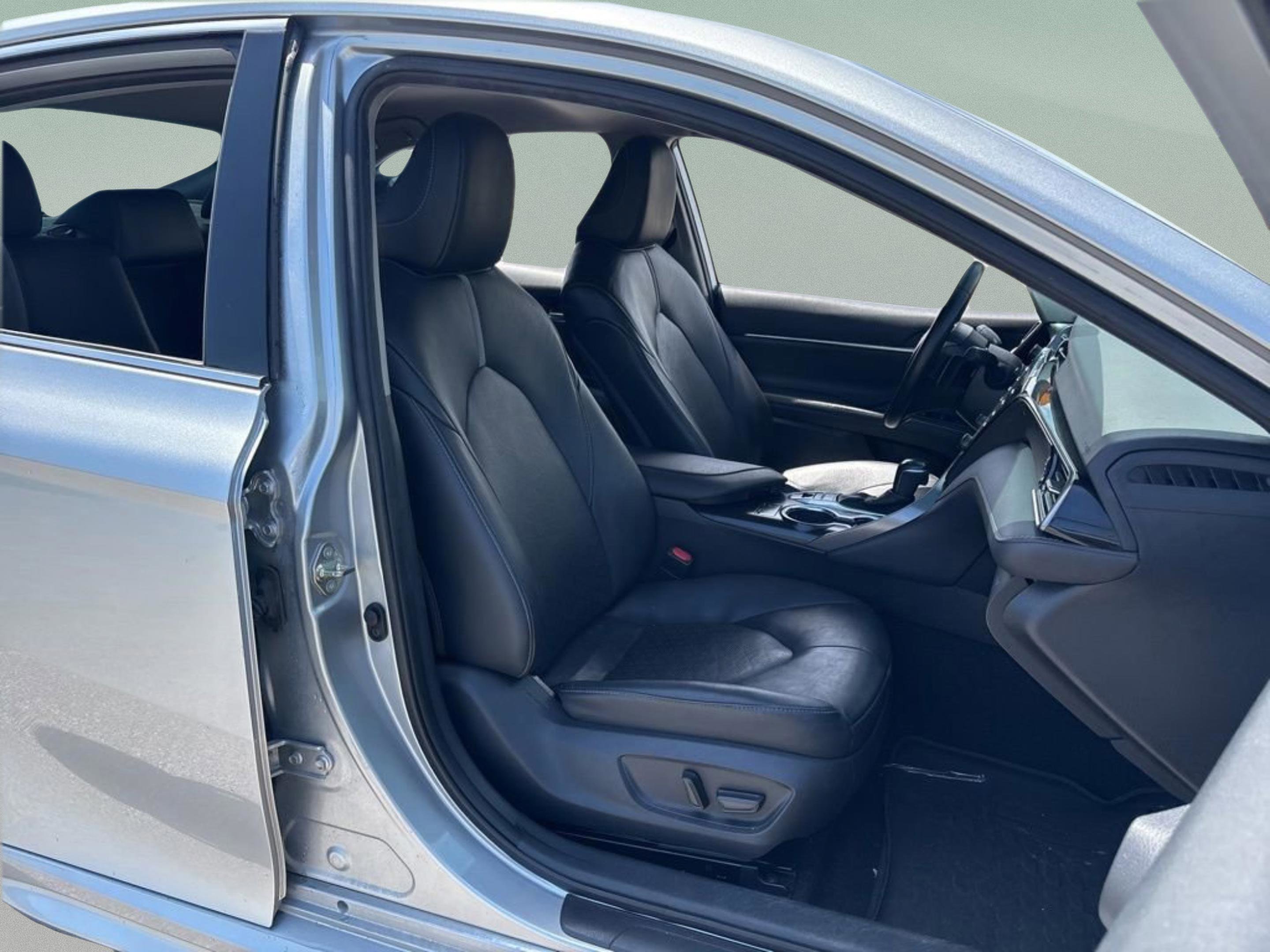 Certified 2020 Toyota Camry XSE FWD image 37