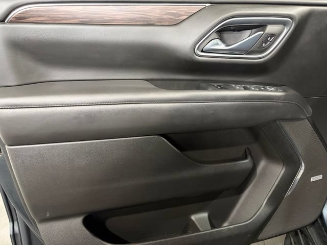 Used 2021 Chevrolet Suburban LT AWD/4WD image 10
