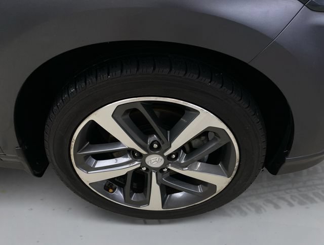 Used 2018 Hyundai Kona Limited AWD/4WD image 17