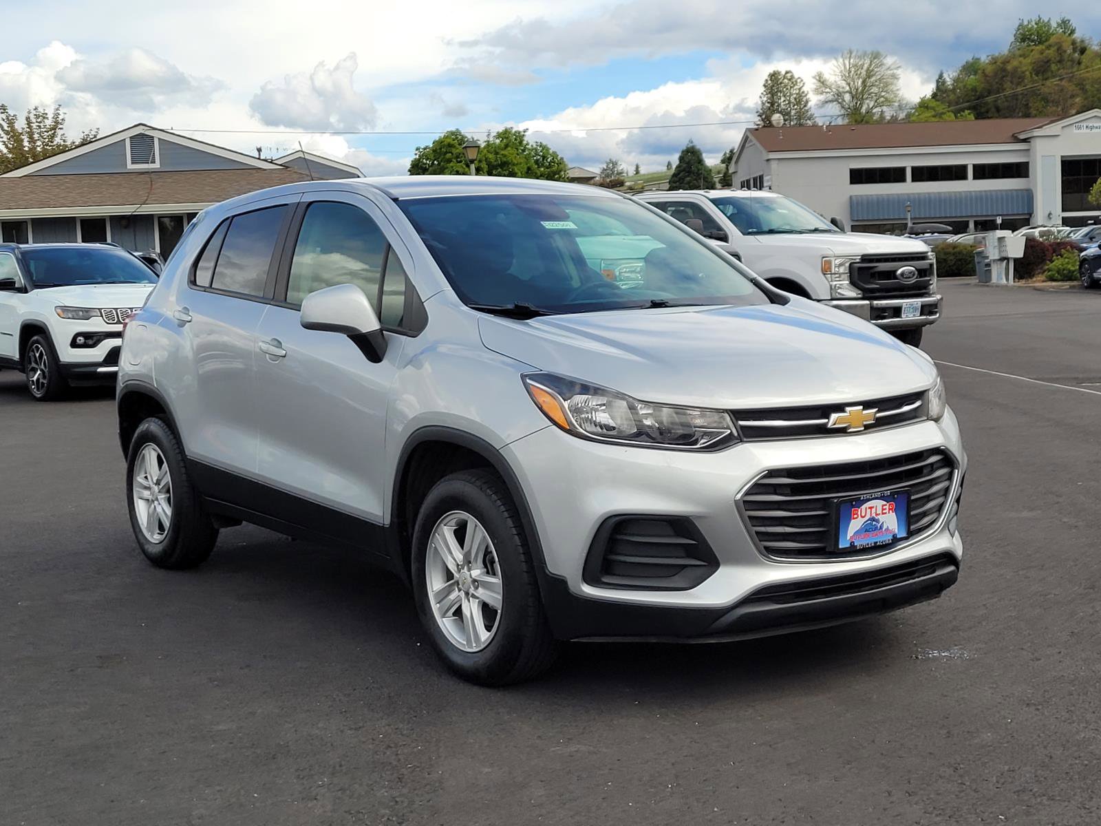 Used 2021 Chevrolet Trax LS w/ Tint and Cruise Package AWD/4WD image 3