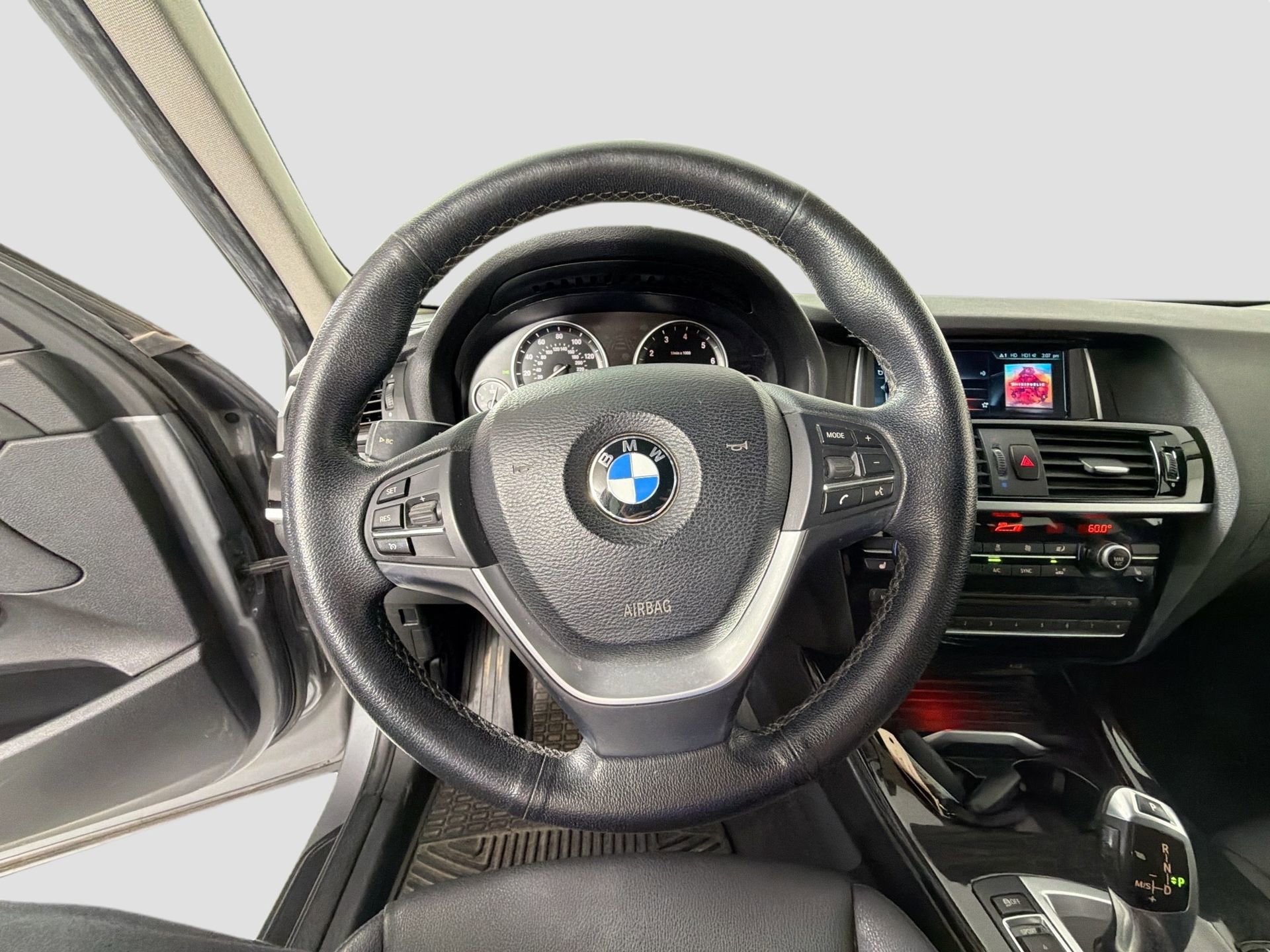Used 2017 BMW X3 xDrive28i image 12