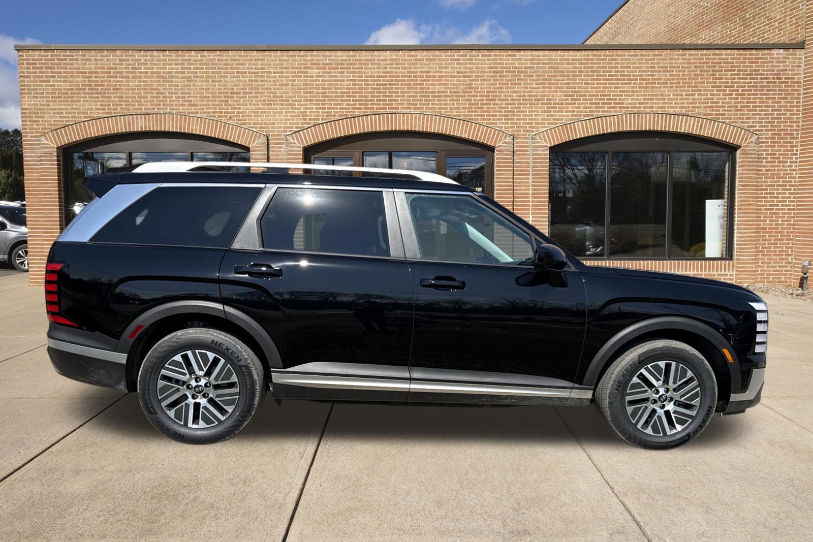 New 2026 Hyundai Palisade SEL video 2