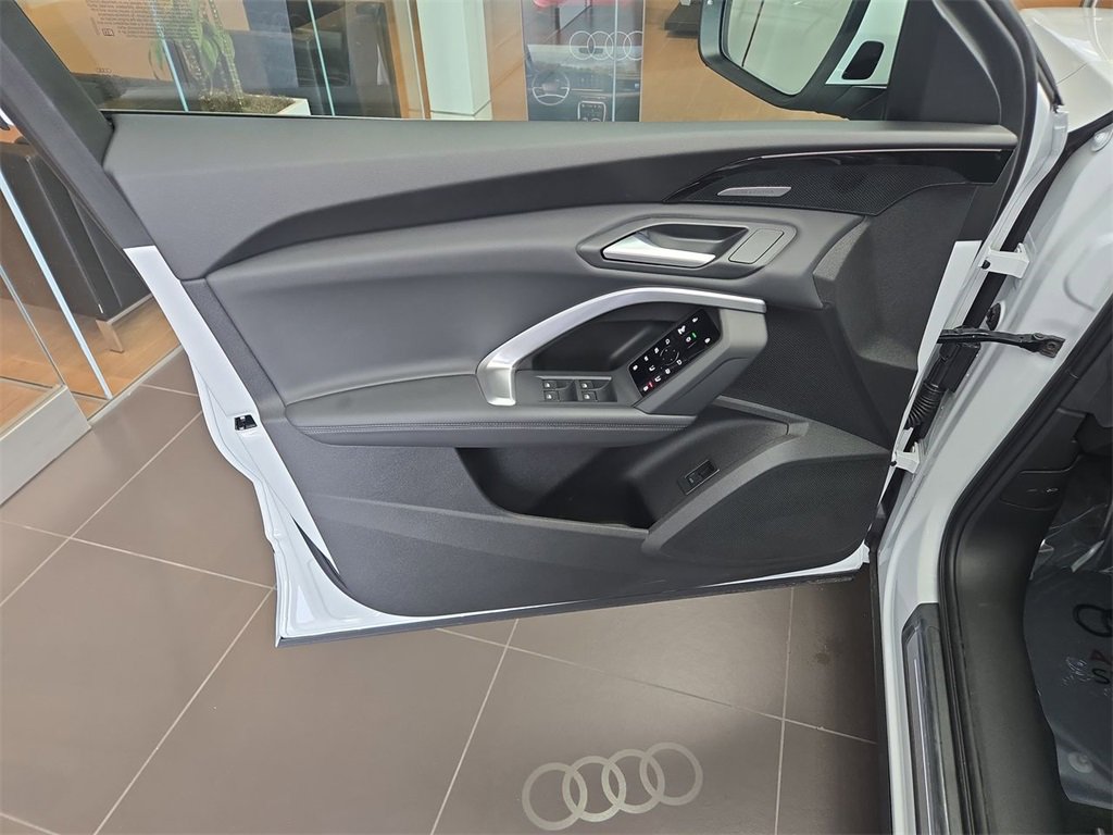 New 2025 Audi Q5 Premium Plus image 13