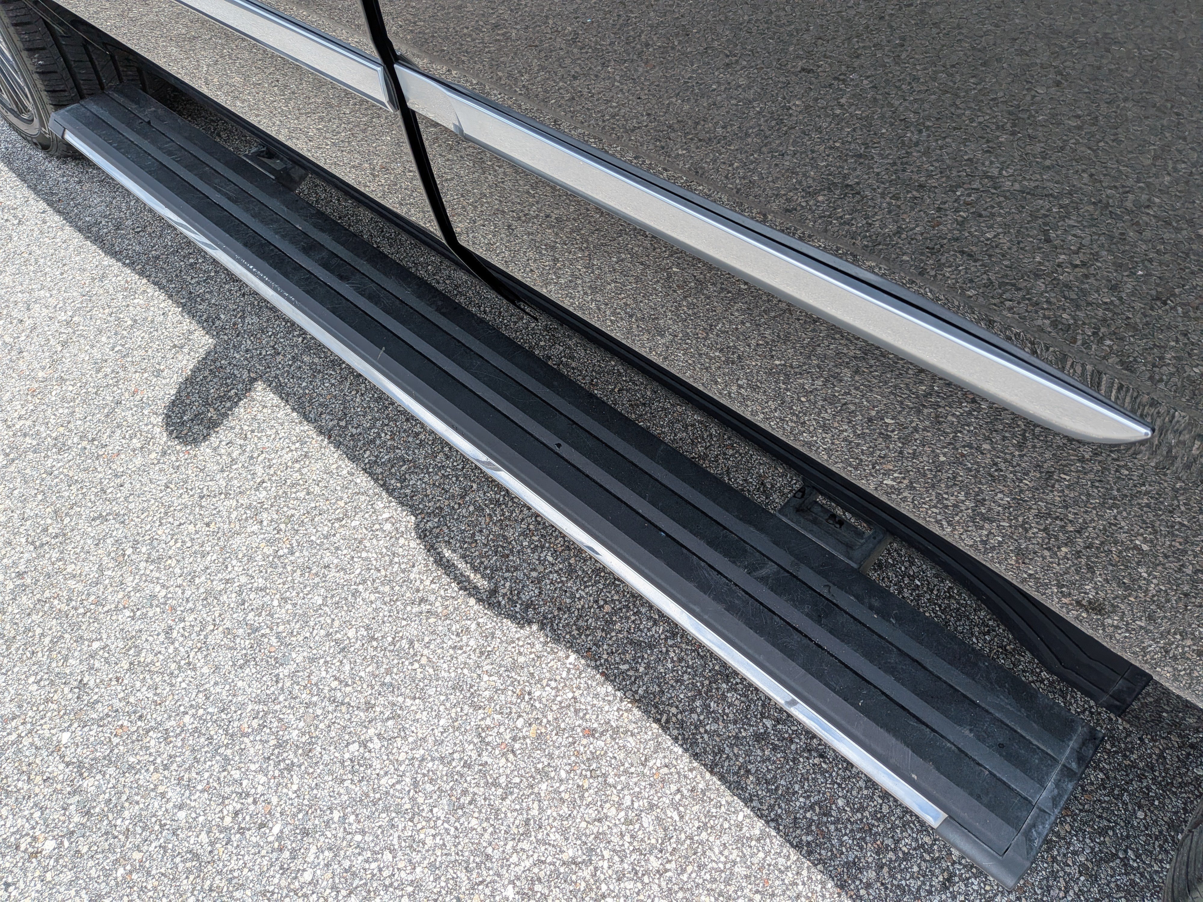 Certified 2019 Cadillac Escalade Platinum AWD/4WD image 13