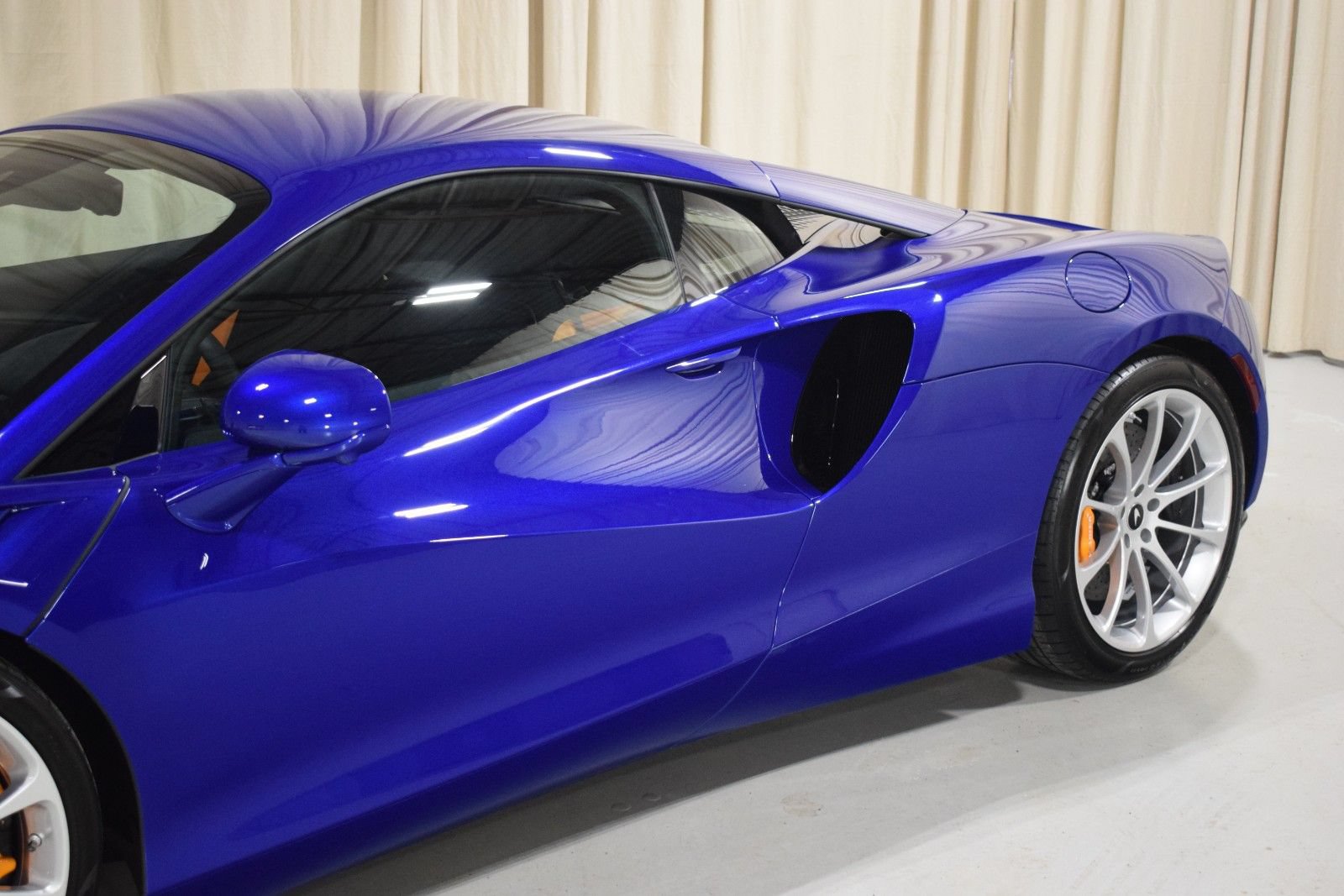 New 2026 McLaren Artura RWD image 2