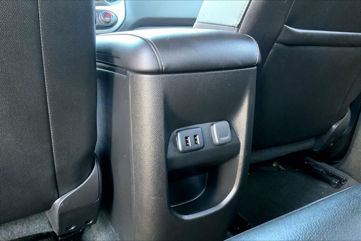 Used 2018 Chevrolet Colorado LT w/ Luxury Package, Chrome RWD image 33