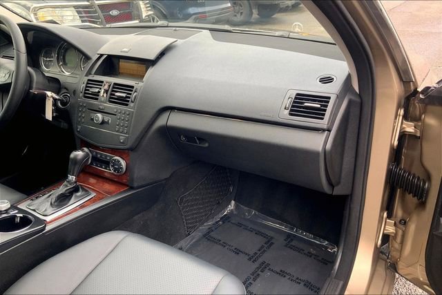 Used 2008 Mercedes-Benz C 300 4MATIC Sedan image 15