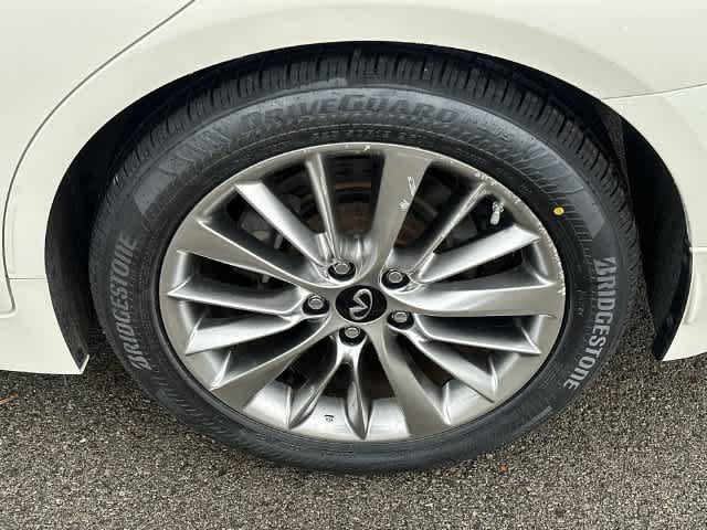 Used 2023 INFINITI Q50 Luxe w/ Cargo Package AWD/4WD image 5