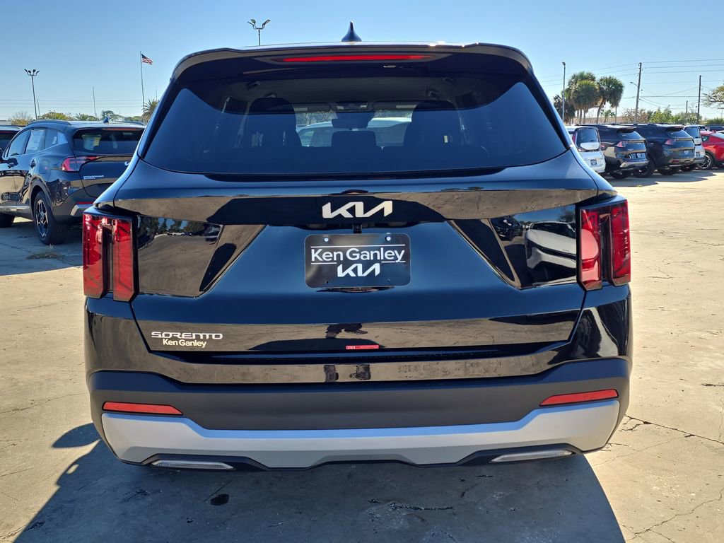 New 2026 Kia Sorento LX FWD image 7