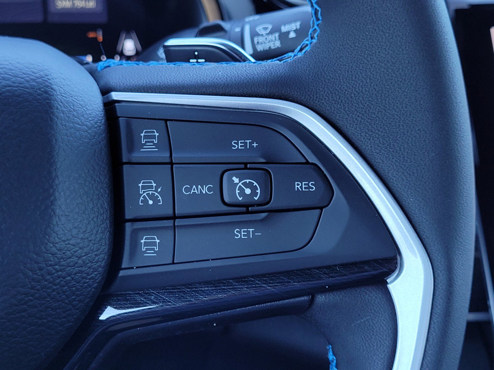 New 2022 Jeep Grand Cherokee Trailhawk w/ Advanced Protech Group II image 17