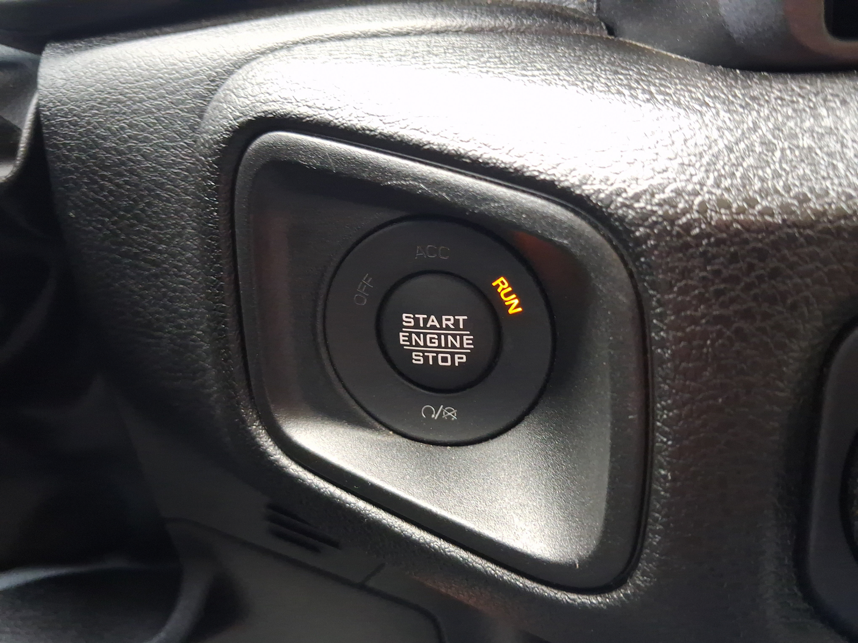 Used 2025 Jeep Wrangler Unlimited Sport AWD/4WD image 18