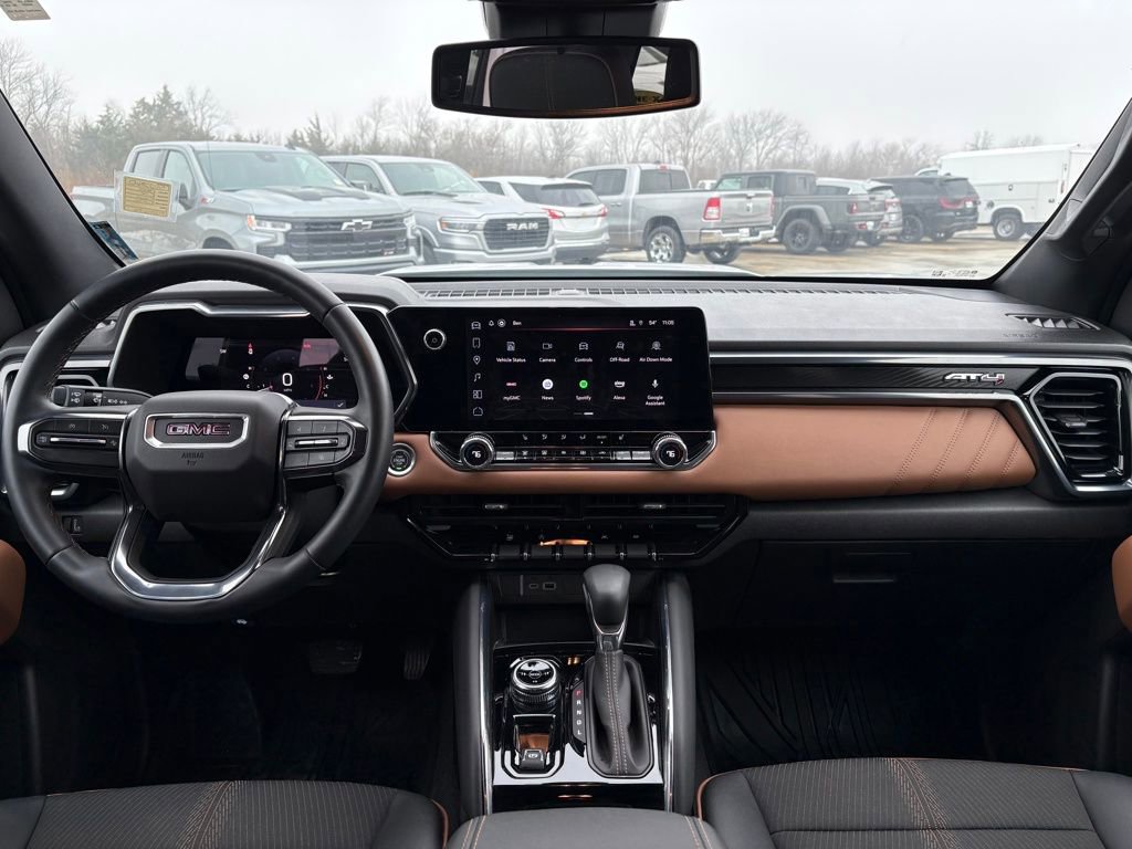 Used 2023 GMC Canyon AT4 image 16