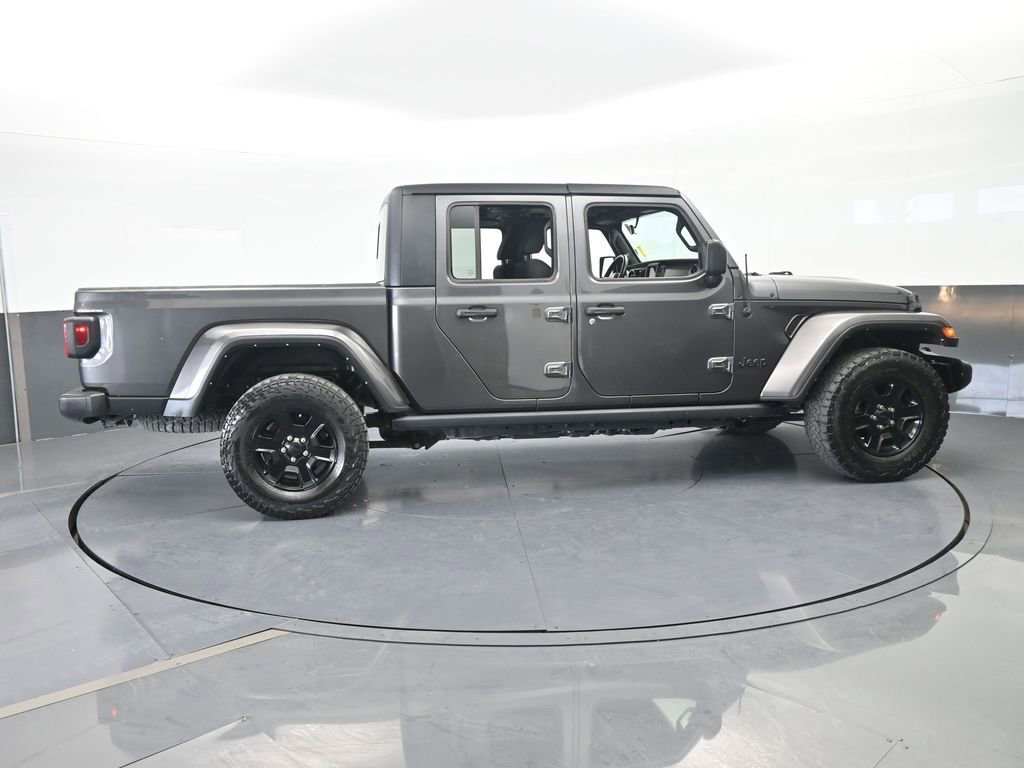Used 2022 Jeep Gladiator Sport image 7