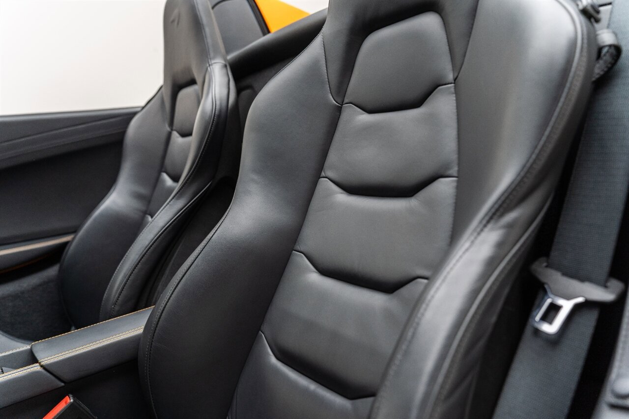 Used 2014 McLaren MP4-12C Spider RWD image 24