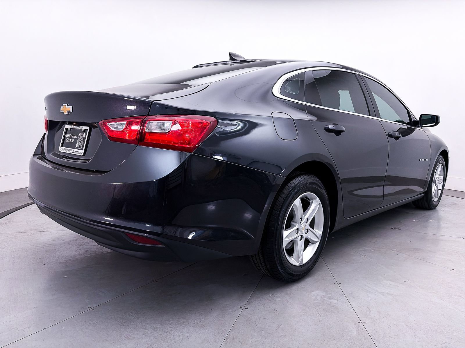 Used 2022 Chevrolet Malibu LS FWD image 13