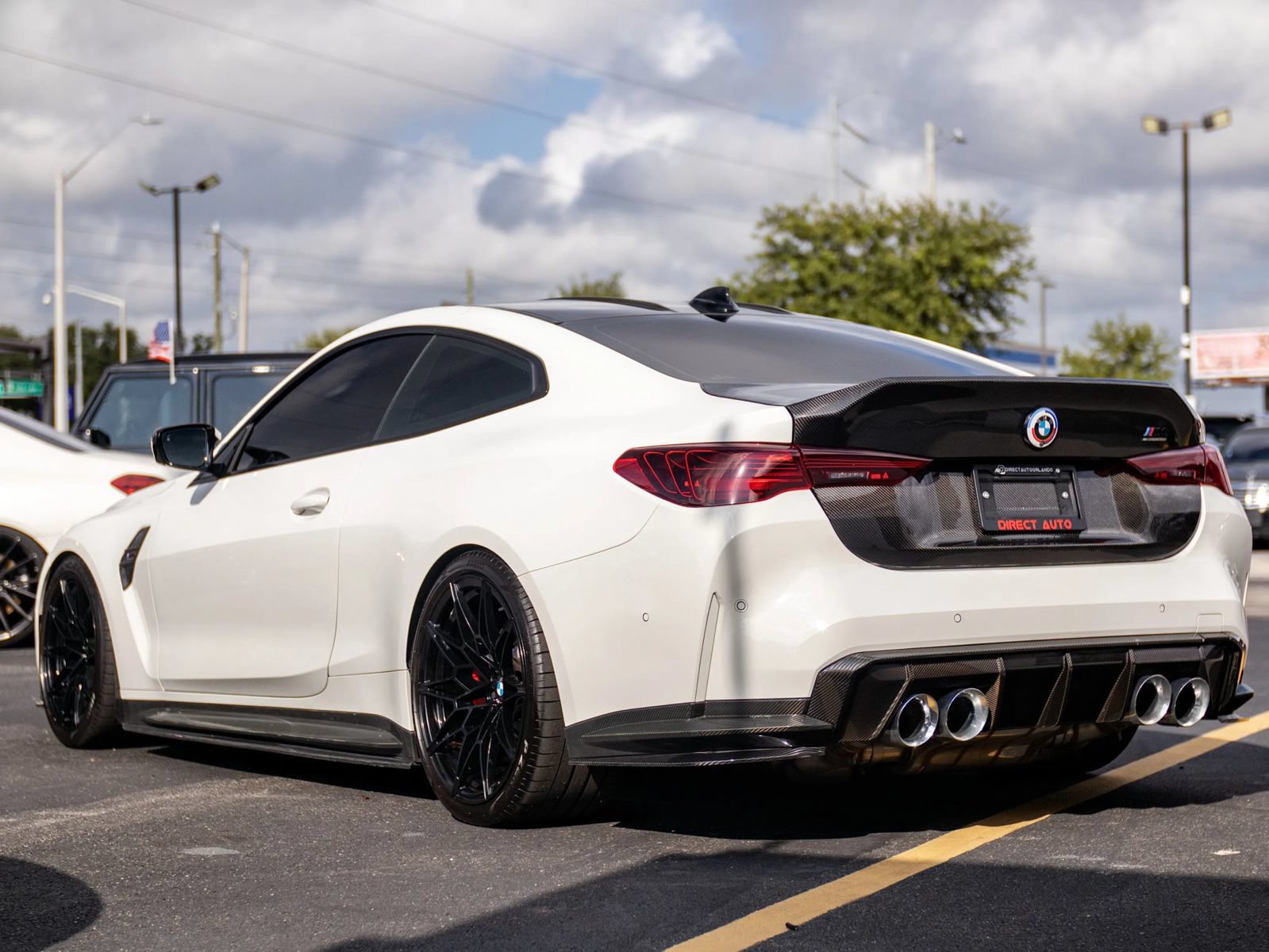 Used 2021 BMW M4 Competition w/ M Carbon Exterior Package RWD image 14