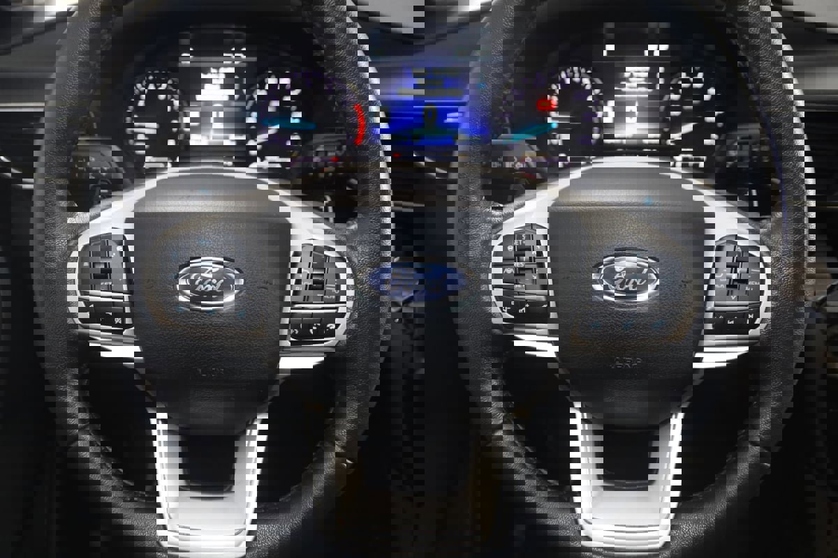 Used 2021 Ford Explorer Limited w/ Equipment Group 301A image 40