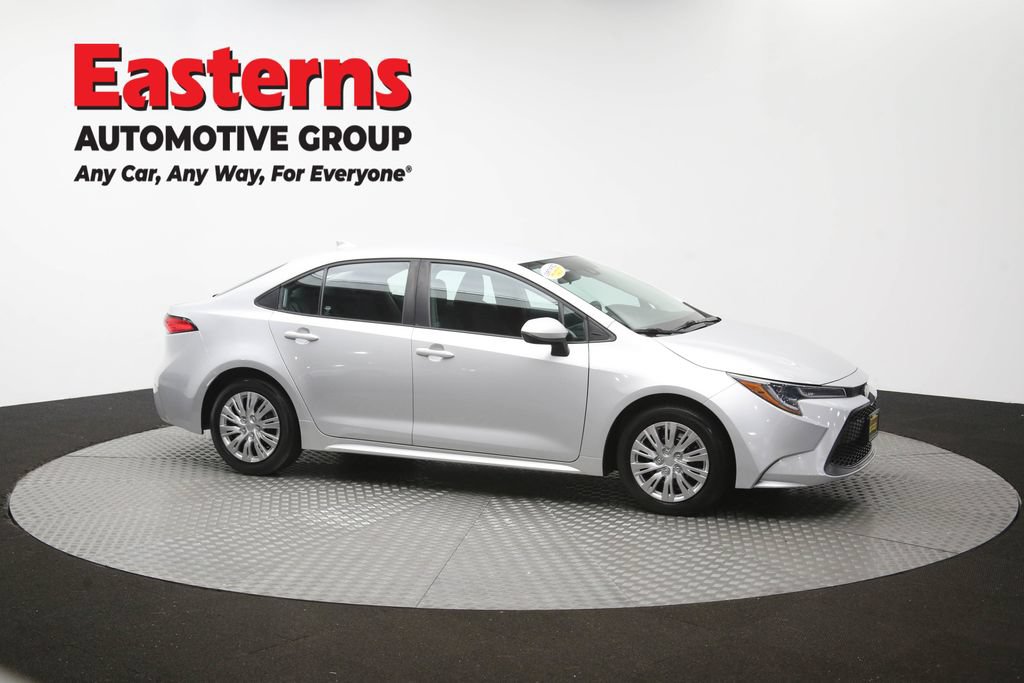 Used 2022 Toyota Corolla LE FWD image 46