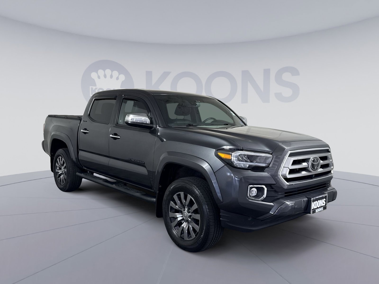 Used 2022 Toyota Tacoma Limited AWD/4WD image 10