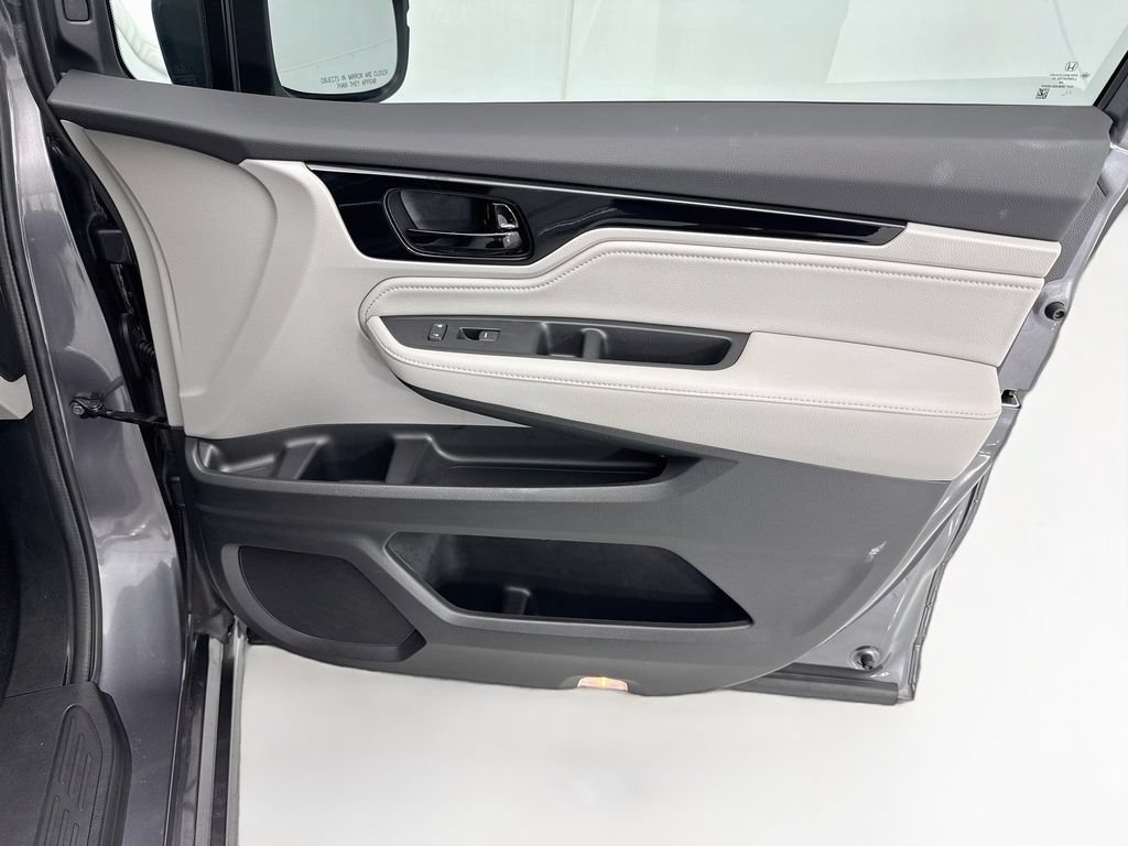 Used 2024 Honda Odyssey Touring image 25
