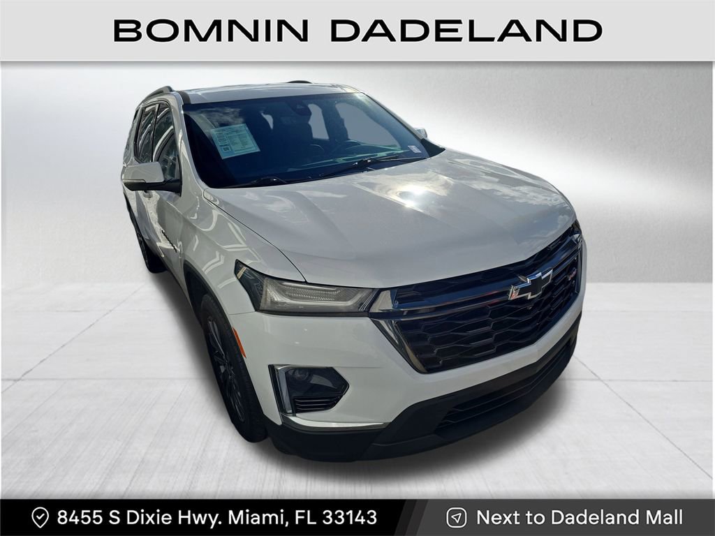 Used 2023 Chevrolet Traverse RS
