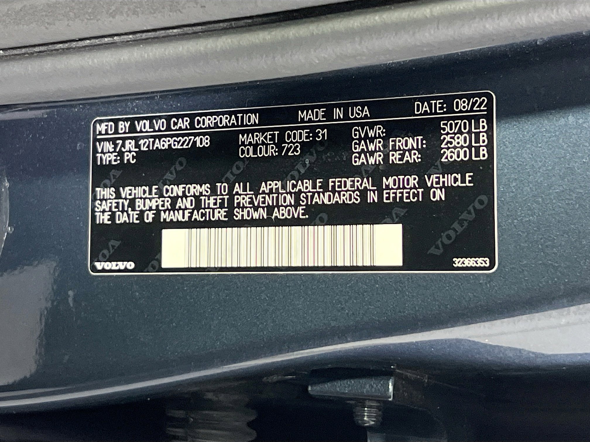 Used 2023 Volvo S60 B5 Ultimate w/ Climate Package image 34