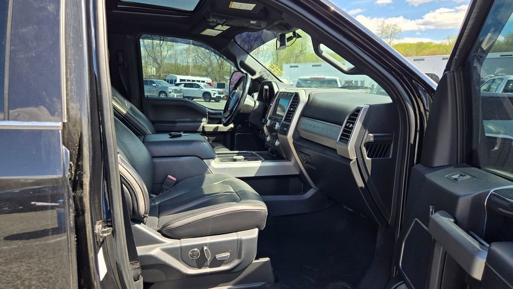 Used 2021 Ford F250 Platinum w/ Tremor Off-Road Package image 24