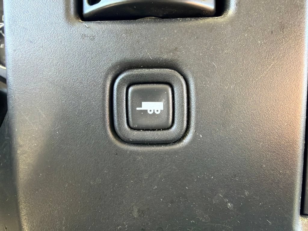 Used 2022 Chevrolet Express 2500 w/ Driver Convenience Package RWD image 24