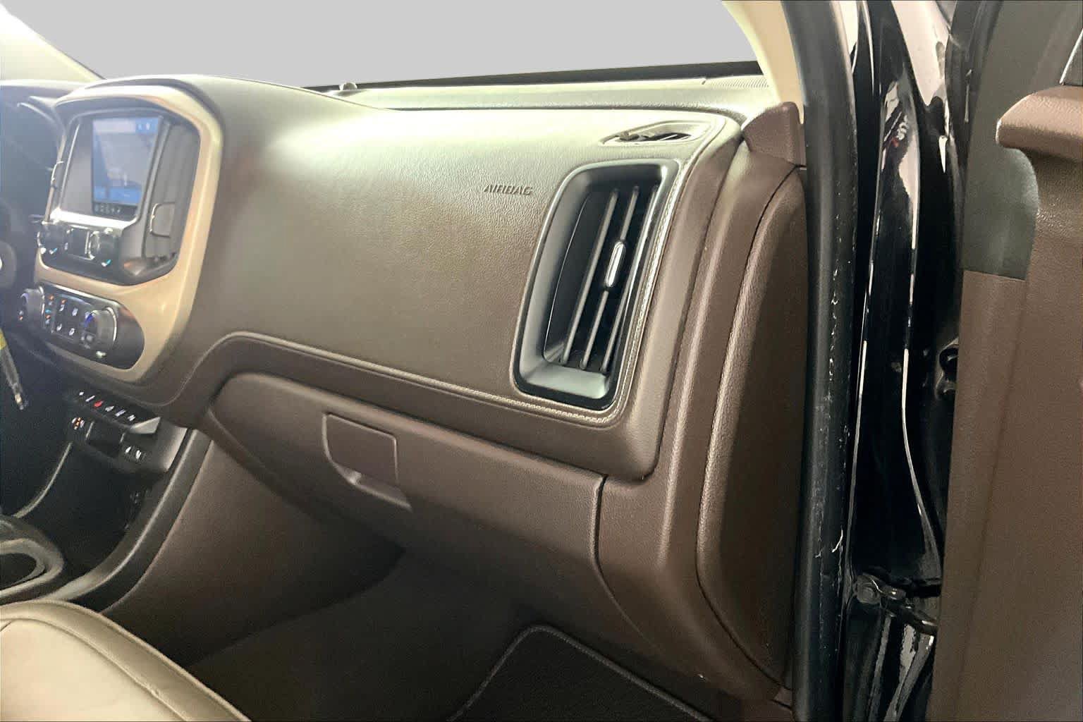 Certified 2022 GMC Canyon Denali AWD/4WD image 18